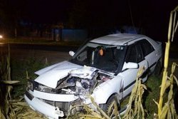 Piásan csapódott az autós a villanyoszlopnak Győrszemerén a 83-as úton - fotó
