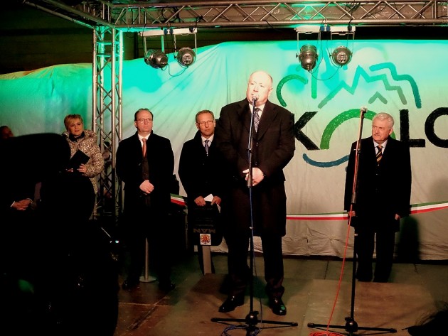 Kriza Ákos polgármester ünnepi beszéde a CNG buszátadón PTV Fotó: Vona Ildikó 
