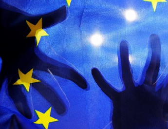 Jön az egységes európai személyi igazolvány?