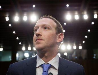 Nem garantálja Zuckerberg, hogy beavatkozásmentes lesz az EP-választás a Facebookon