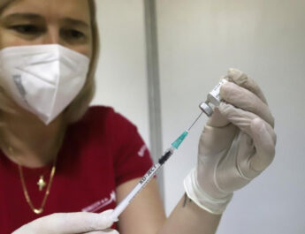 Vakcina a covid ellen