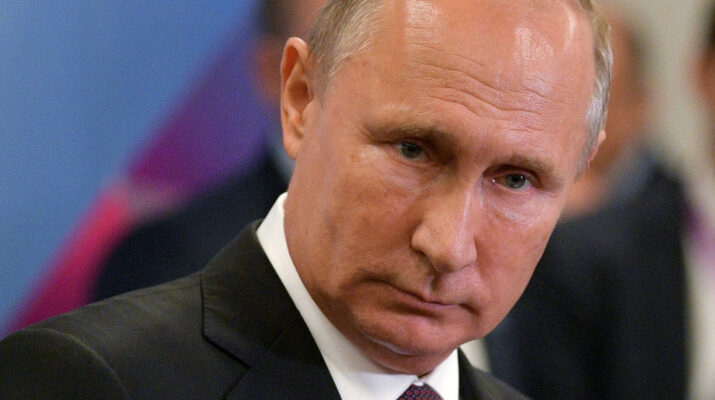 Vérdíj az orosz elnök fején